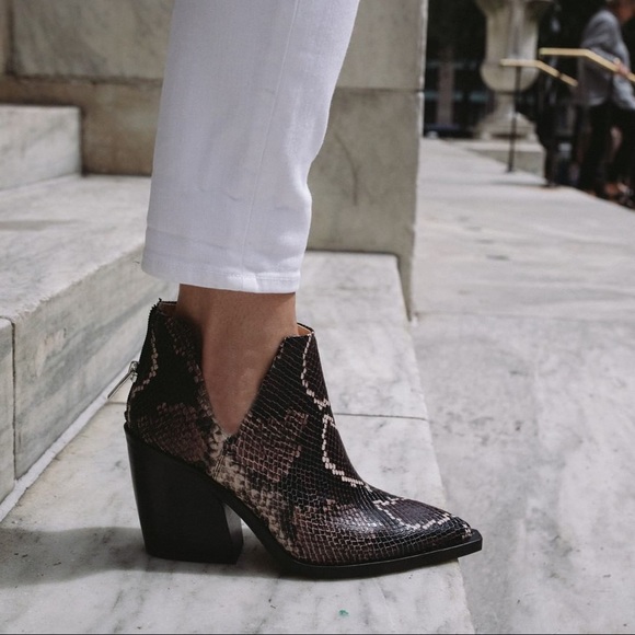 Vince Camuto Gigietta Snakeskin Booties 